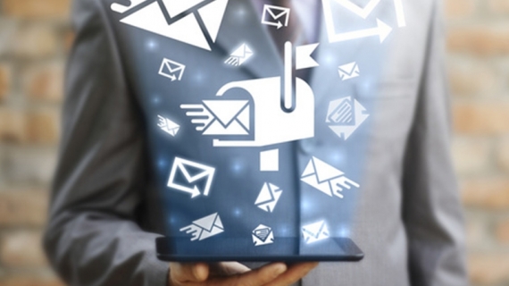 Controlli su e-mail e smartphone aziendali